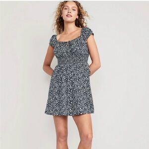 Old Navy Waist Defined Floral Dress